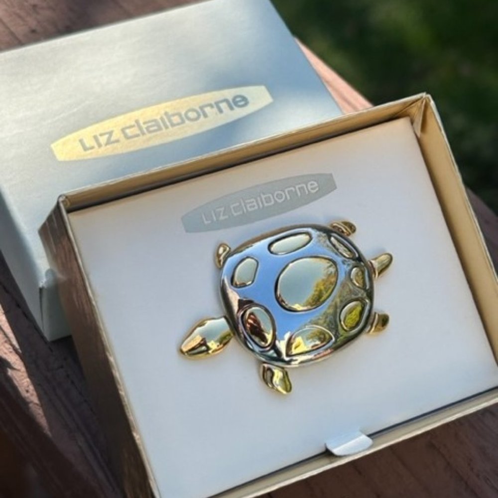 🏖️LIZ CLAIBORNE Turtle Spotted BROOCH